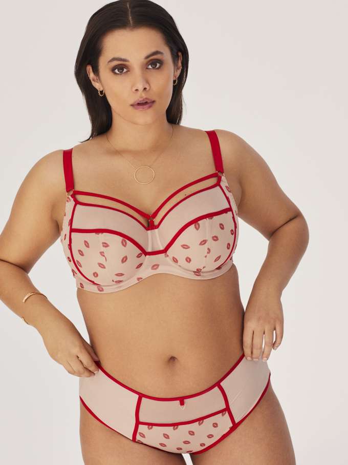 Sculptresse Dionne in Kiss by Panache Lingerie